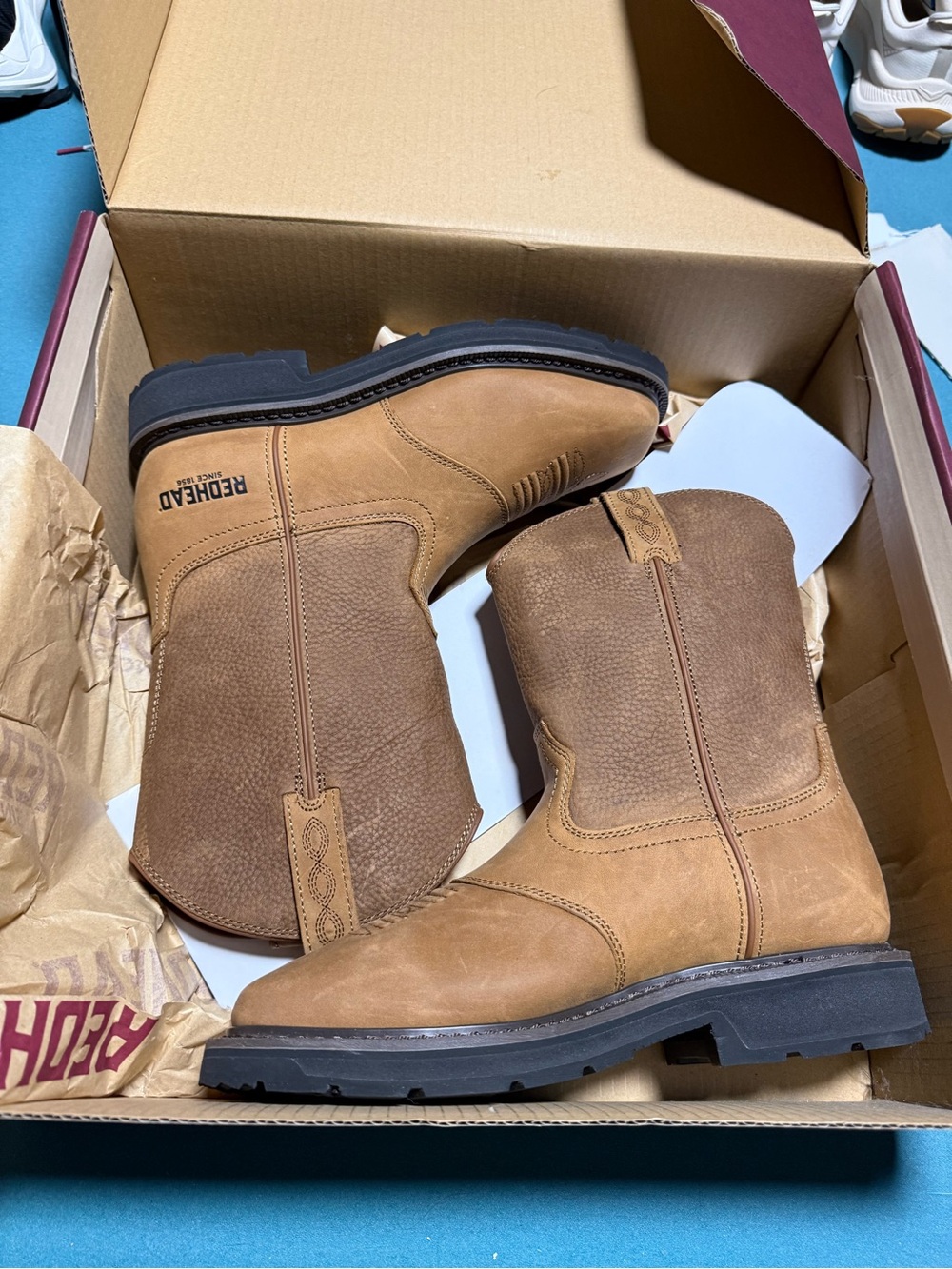 RedHead Men's Tan Pull-On Work Boots 🥾 with Black Sole 9W